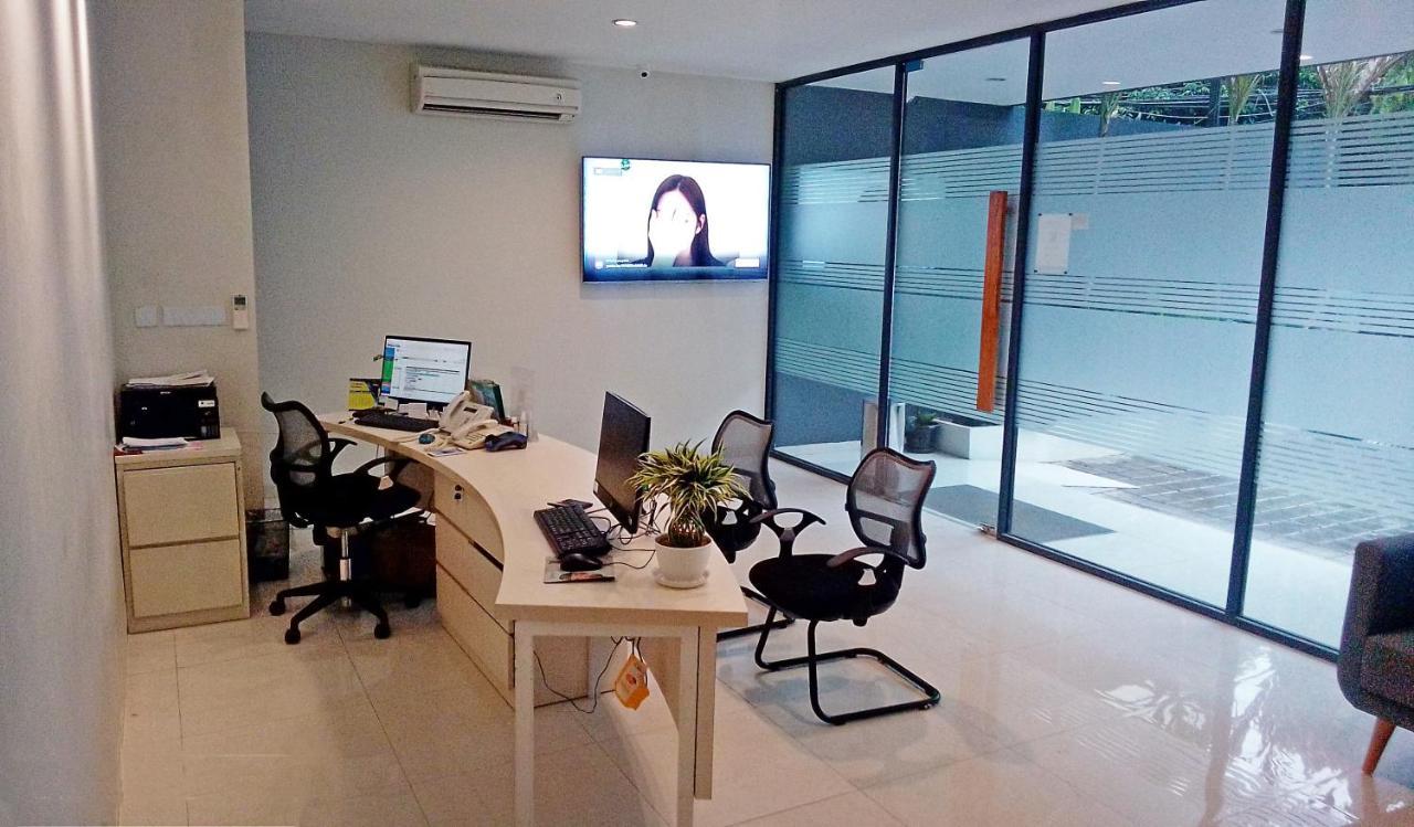 Legreen Suite Sudirman Yakarta Exterior foto